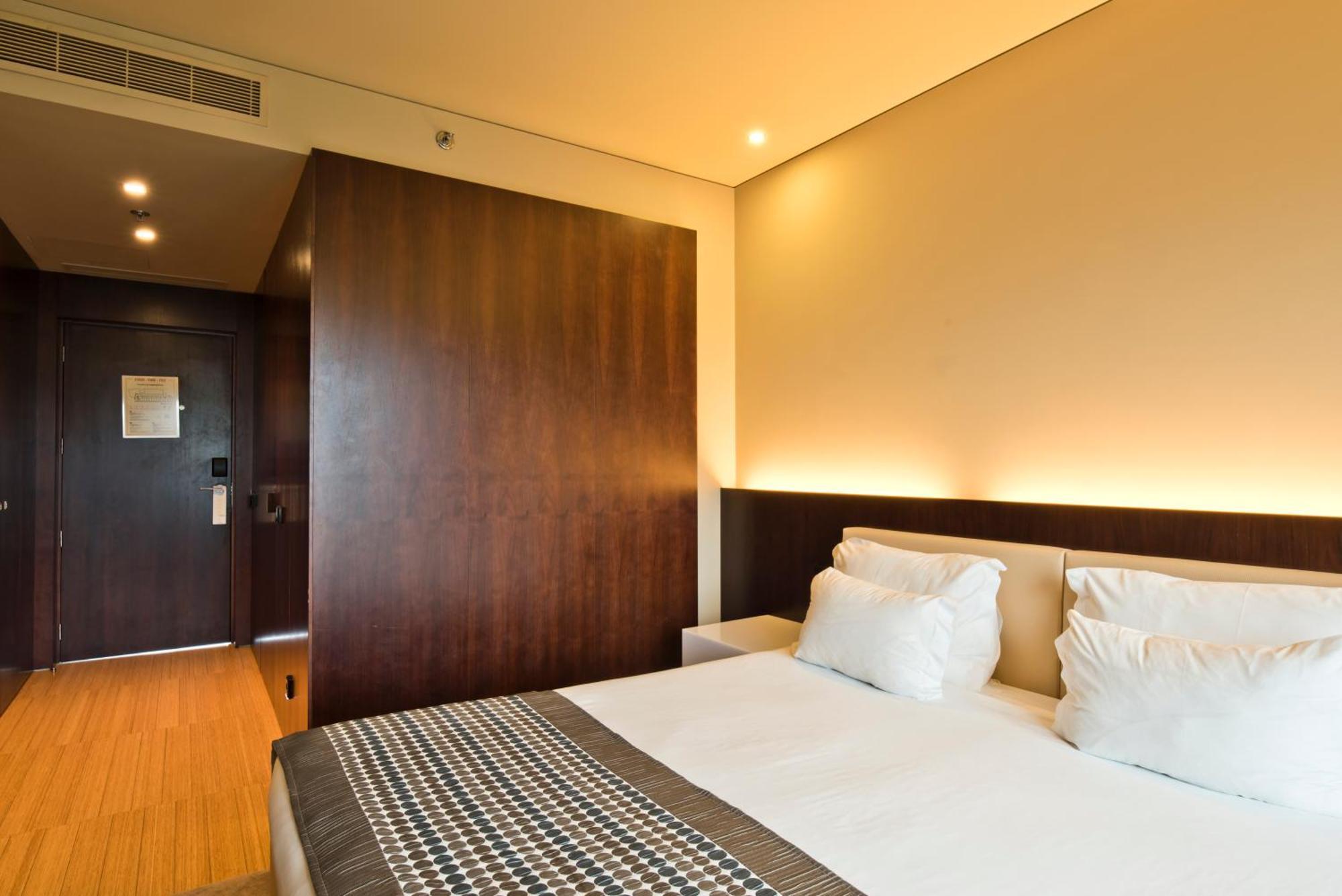 Golden Tulip Sao Joao Da Madeira Hotel Rom bilde